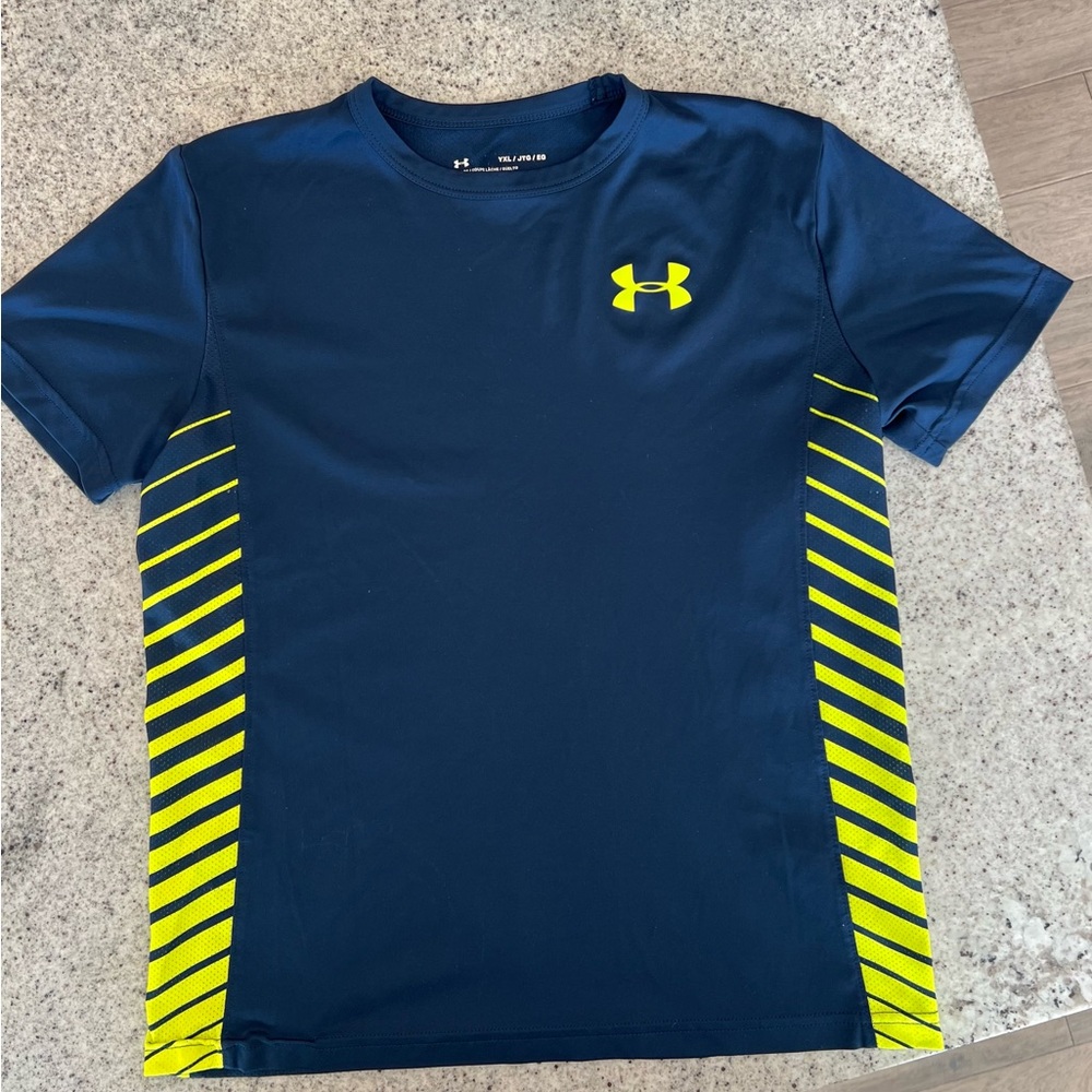 Under Armour Shirt Boys Youth XL